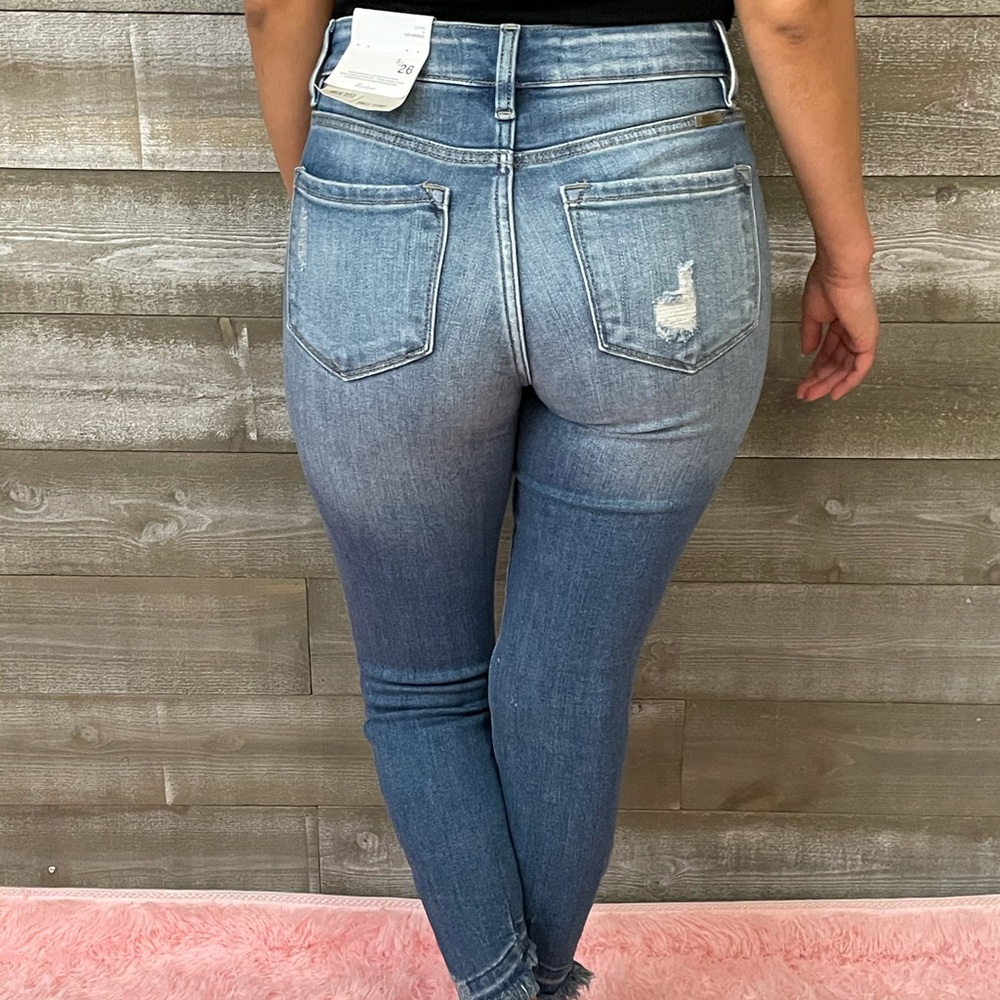 BRAND NEW kancan high rise distressed skinny jean - Picture 7 of 16